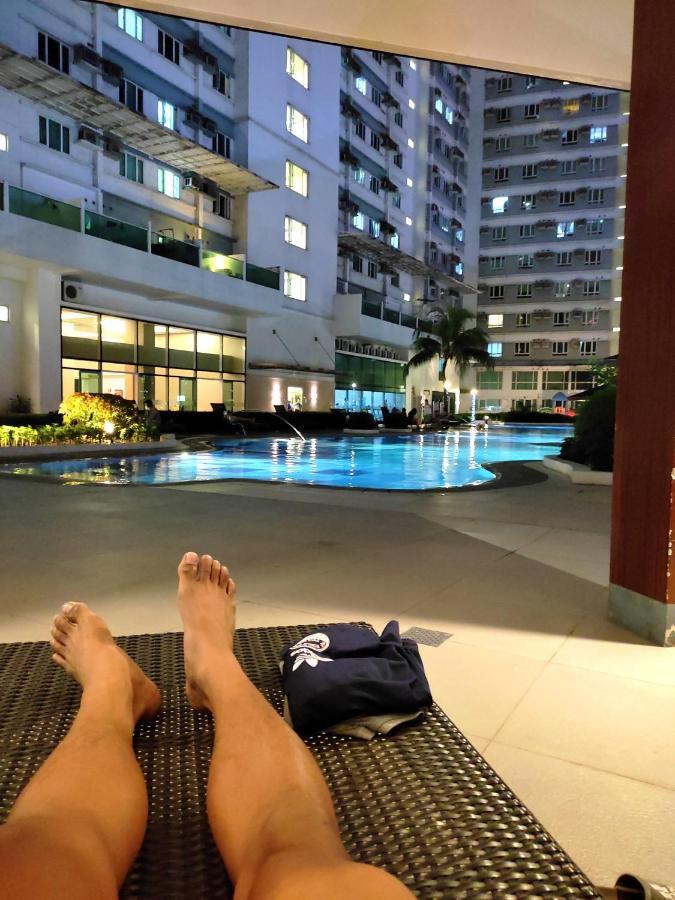 The Beacon Makati Manila Exterior foto