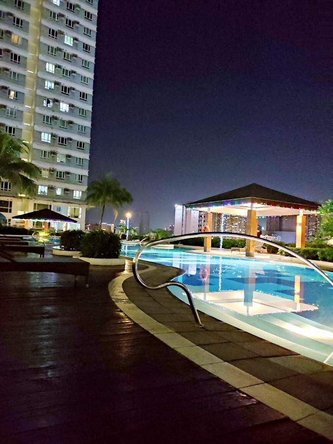 The Beacon Makati Manila Exterior foto